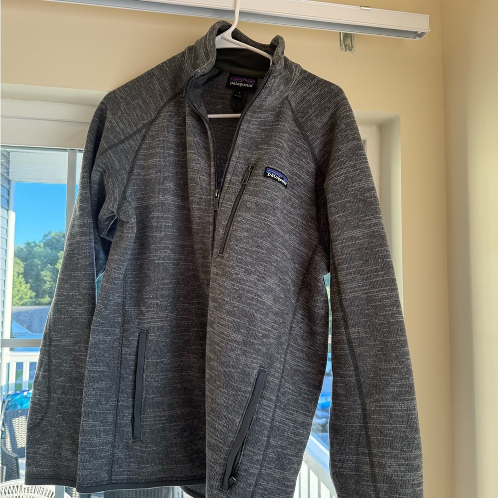 Patagonia Men's Charcoal Gray Jacket